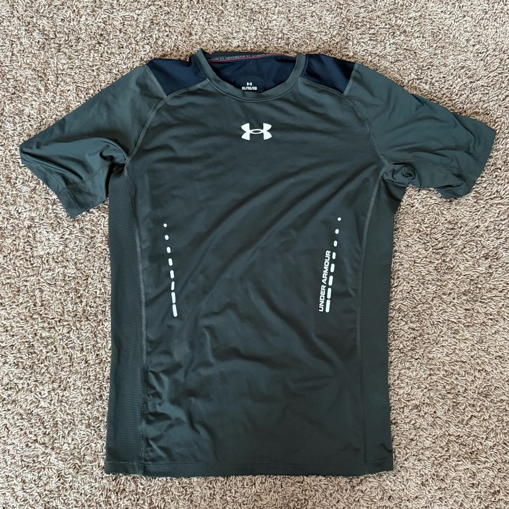 Under Armour Men's Green Heatgear Shirt Size XL